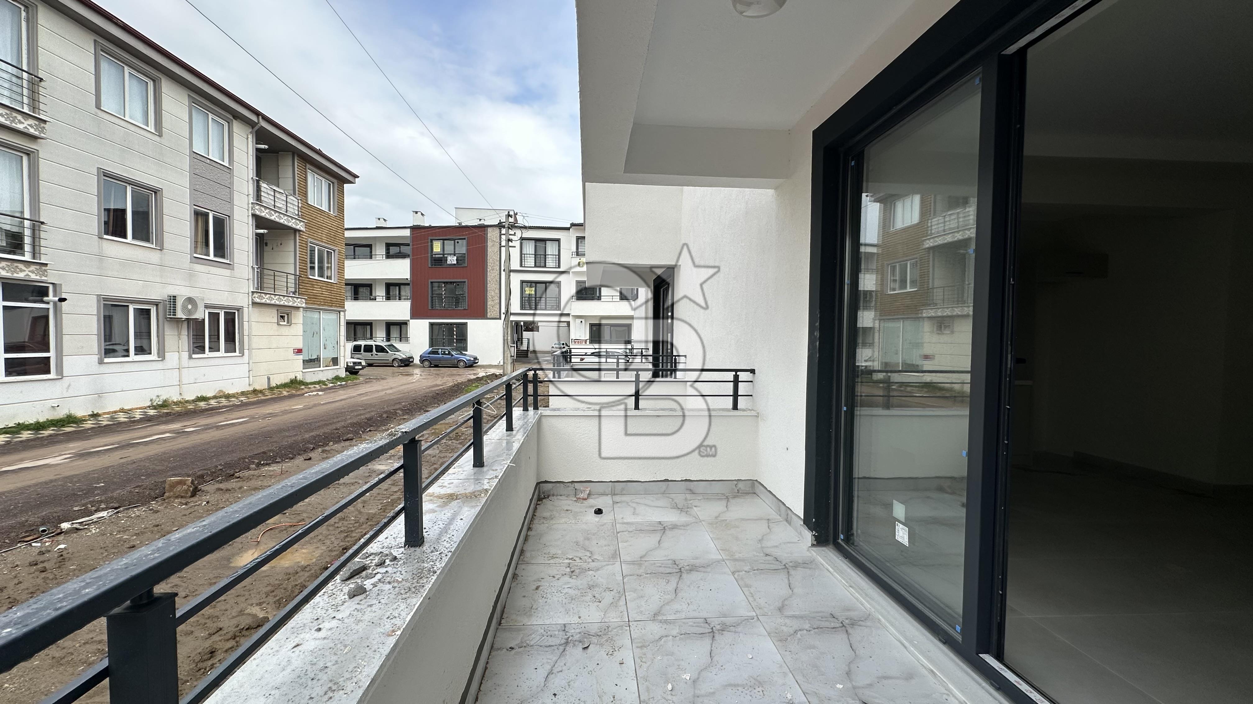 Gömeç Yaya Mah. Sıfır 2+1 Doğalgazlı Merkezi Konumda Lüks Daire