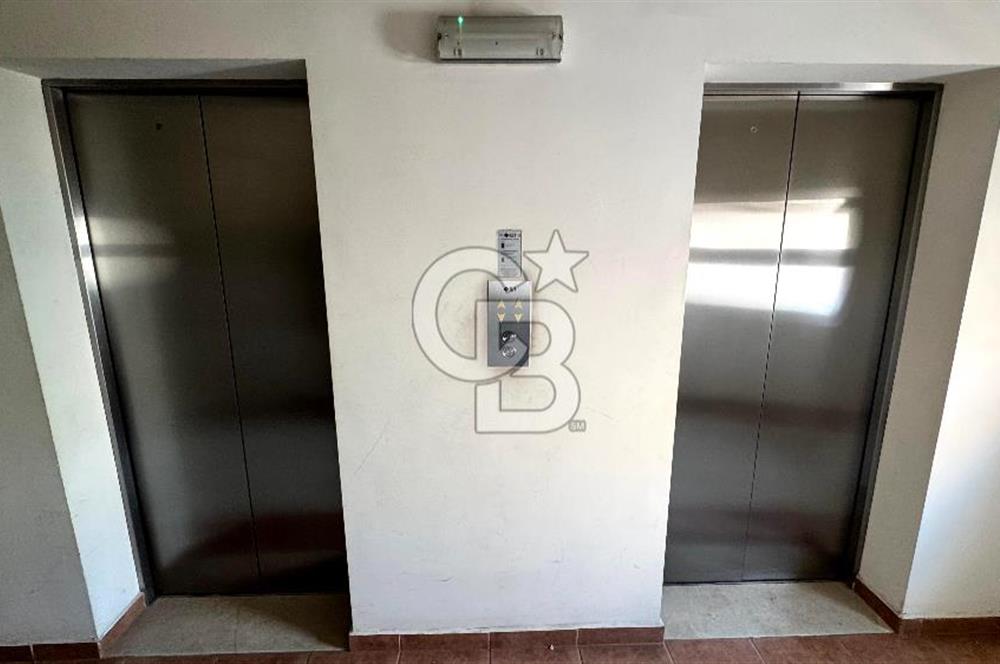 Oyak Yamaçevler'de Kesintisiz Deniz Manzaralı, Güvenli Geniş 3+1 