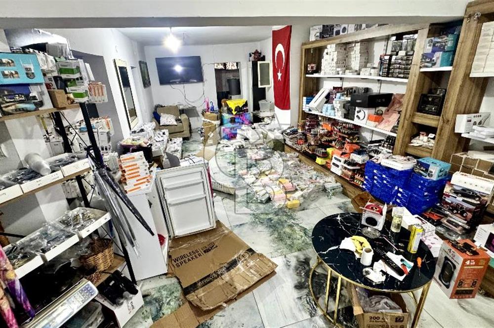 Liman ve Çarşı Yakını: 4 Katlı, Tam Faal Restoran Binası Yeni Sahibini Bekliyor