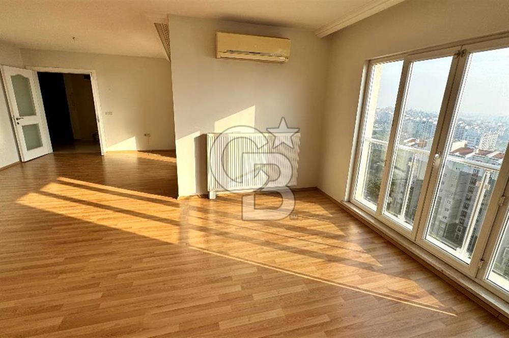 Oyak Yamaçevler'de Kesintisiz Deniz Manzaralı, Güvenli Geniş 3+1 