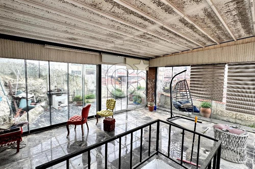 Liman ve Çarşı Yakını: 4 Katlı, Tam Faal Restoran Binası Yeni Sahibini Bekliyor