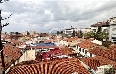 Liman ve Çarşı Yakını: 4 Katlı, Tam Faal Restoran Binası Yeni Sahibini Bekliyor