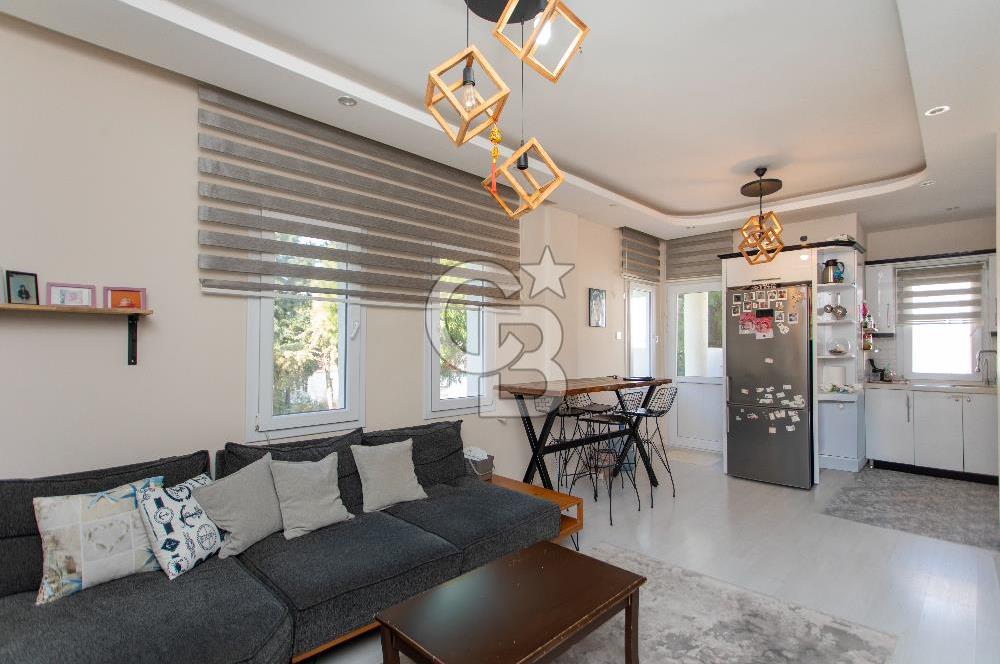 Foça Atatürk Mah. Satılık Tadilatlı 3+1 Daire