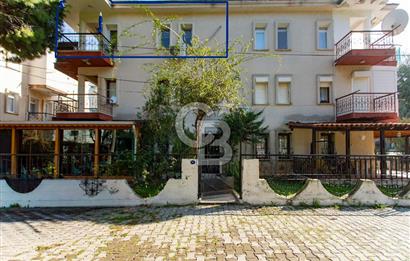 Foça Atatürk Mah. Satılık Tadilatlı 3+1 Daire