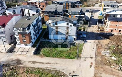 Başiskele Paşadağ'da Satılık Köşe Parsel 400 M2 Arsa