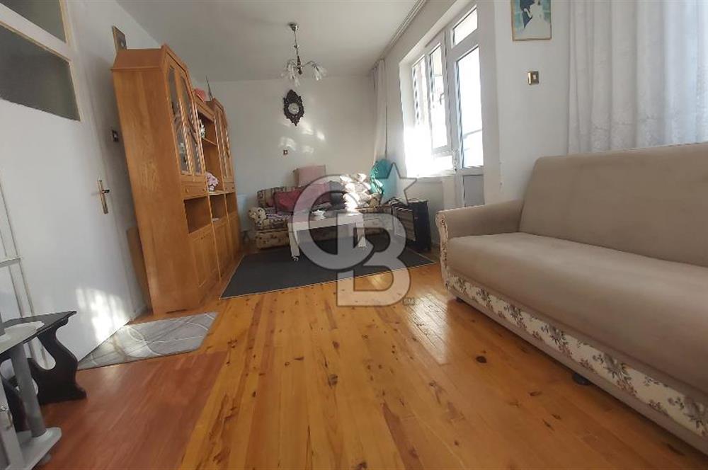 Afyon-Dazkırı Yeniyol Mah.de Merkeze Yakın Satılık Müstakil Ev ve Arsası