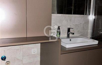 Bağdat caddesi'nde iş yeri ve konuta uygun sahil tarafında 3+1