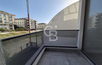 BEYLİKDÜZÜ KAVAKLI ESMARİN BUTİK'TE SATILIK 2+1 DAİRE