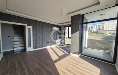 BEYLİKDÜZÜ KAVAKLI ESMARİN BUTİK'TE SATILIK 3+2 DUBLEKS DAİRE