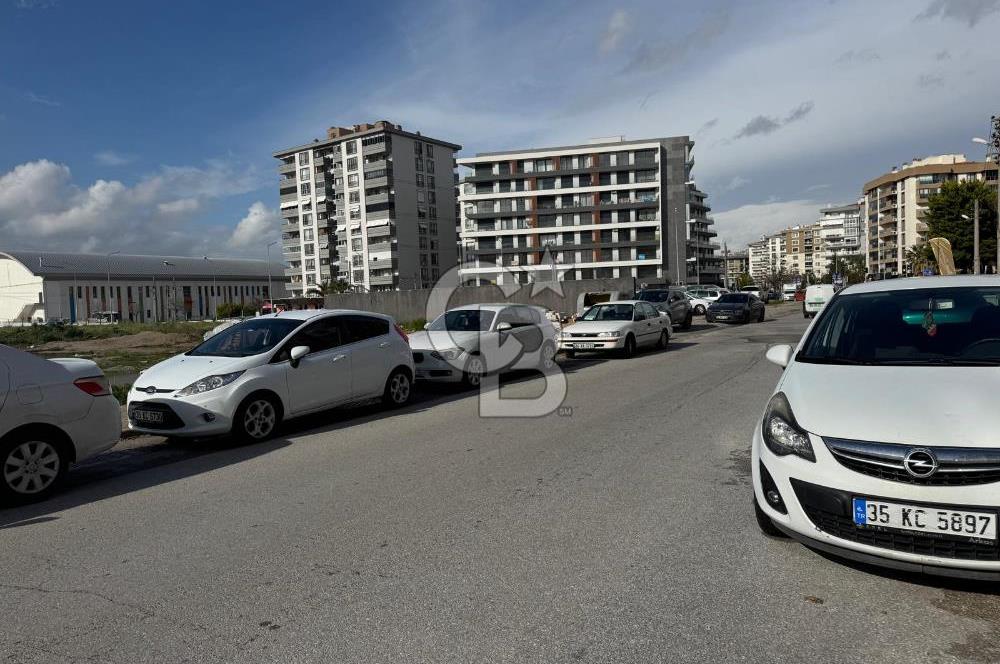 ATAŞEHİR BEST PROJESİ, TRAMVAY ve AOSB YAKINI KİRALIK 83m2 DÜKKAN