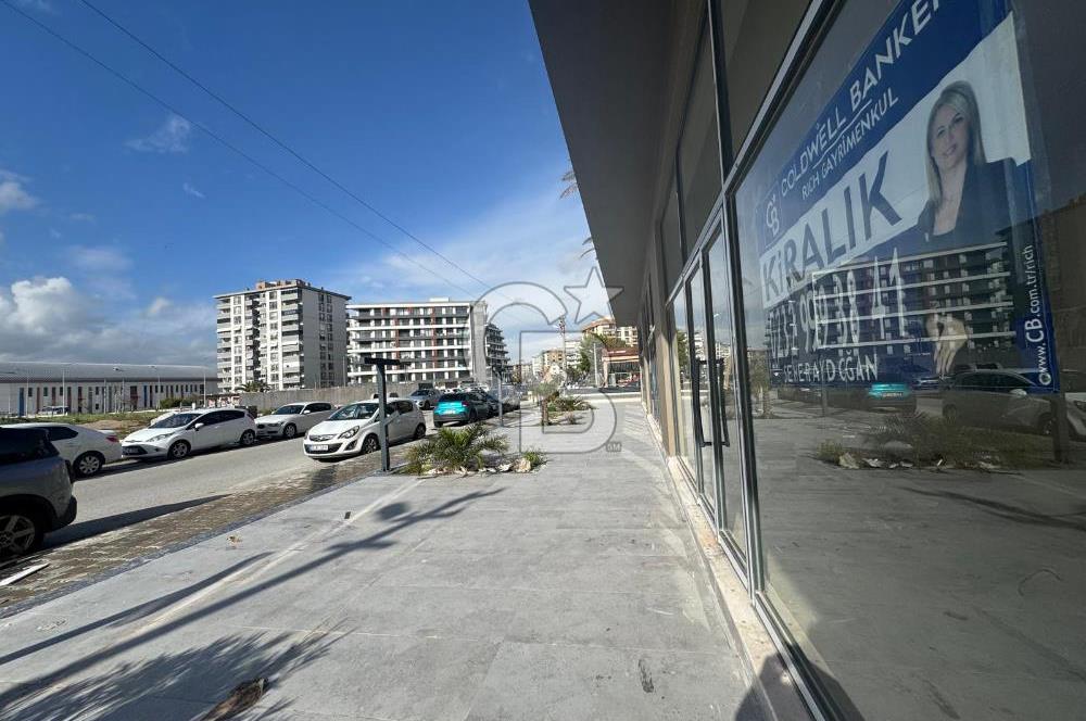 ATAŞEHİR BEST PROJESİ, TRAMVAY ve AOSB YAKINI KİRALIK 83m2 DÜKKAN