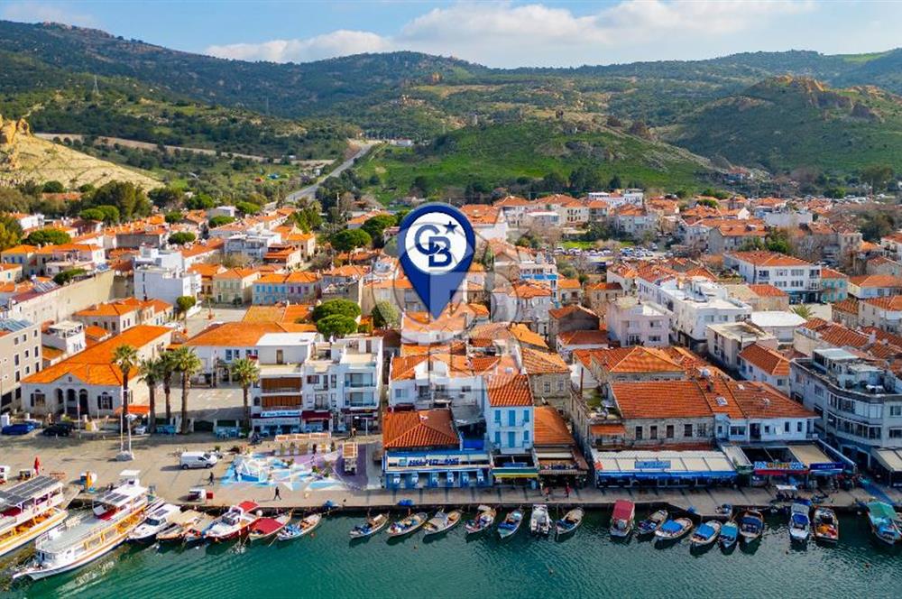 Foça Fevzipaşa Mah. Pasaj İçerisinde Satılık Dükkan