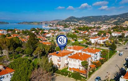 Foça Atatürk Mah. Satılık Tadilatlı 3+1 Daire