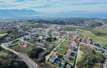 Kuşadası Yaylaköy de deniz manzaralı 7+1 tam müstakil villa