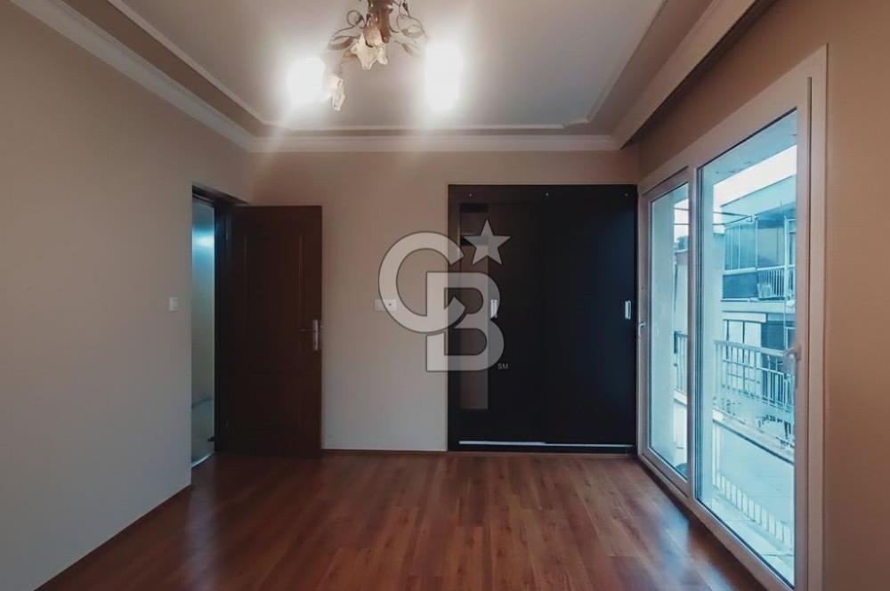 KARŞIYAKA İZBANA 50 M MESAFEDE SİTE İÇİ YAPILI 3+1 160 M2 