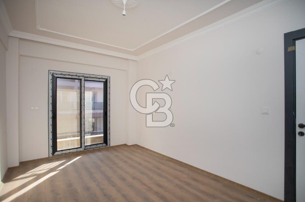 Foça Bağarası Kazım Dirik Mah. Anayola Yakın Kiralık 2+1 Daire