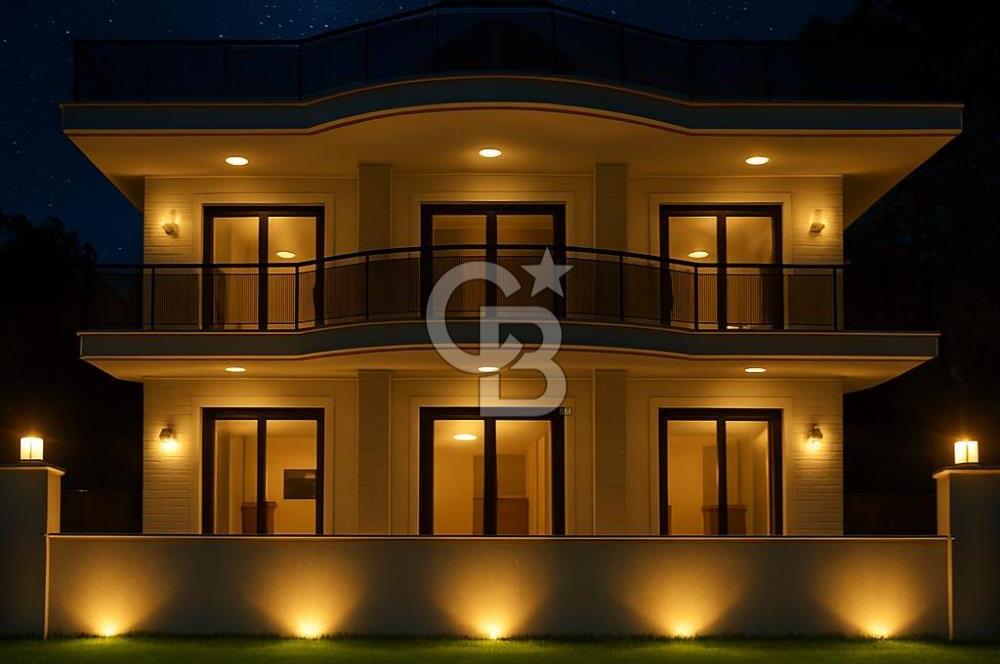 Büyükçekmece'de Deniz Manzaralı Sıfır 6+1 Teraslı Satılık Villa