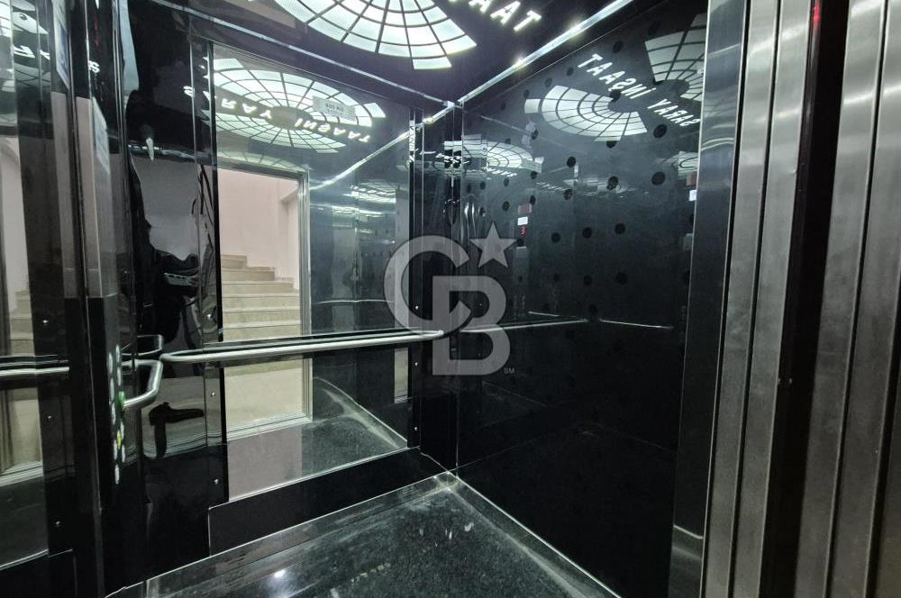 BEYLİKDÜZÜ KAVAKLI ESMARİN BUTİK SATILIK 3+2 TERS DUBLEKS DAİRE