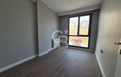 BEYLİKDÜZÜ KAVAKLI ESMARİN BUTİK'TE SATILIK 2+1 DAİRE