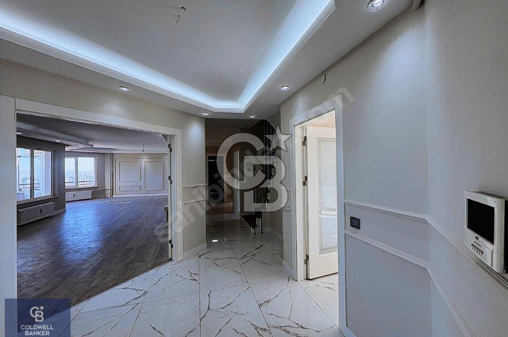DİKMEN'DE ASANSÖRLÜ ULTRA LÜKS SAUNALI 6+2 DUBLEKS SATILIK DAİRE