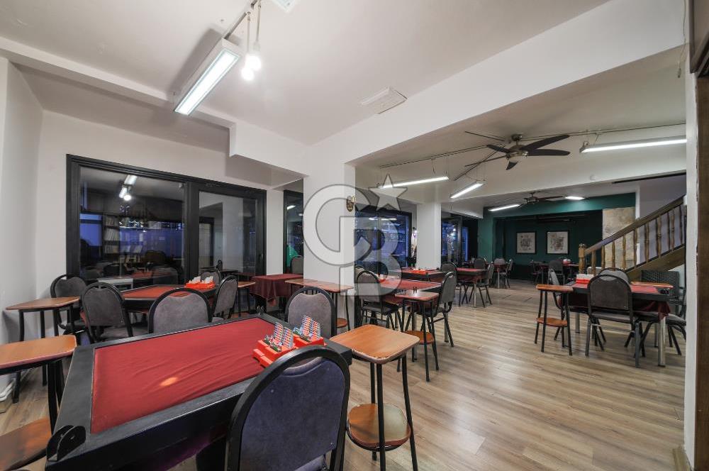 Bostancı Merkezde Köşe Konumlu Satılık Komple Bina