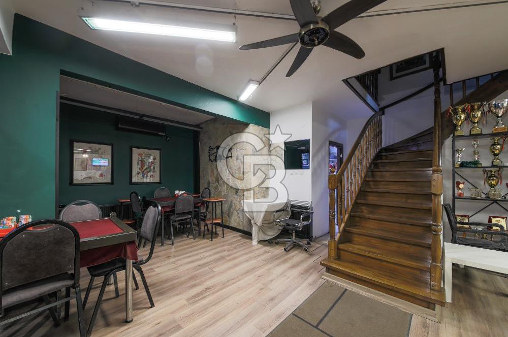 Bostancı Merkezde Köşe Konumlu Satılık Komple Bina