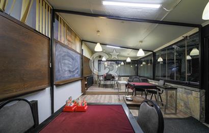 Bostancı Merkezde Köşe Konumlu Satılık Komple Bina