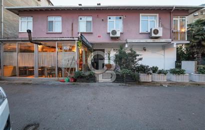 Bostancı Merkezde Köşe Konumlu Satılık Komple Bina