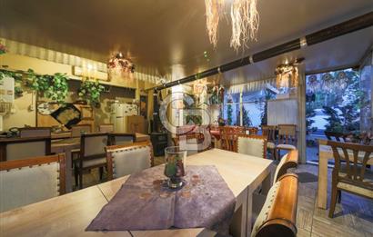 Bostancı Merkezde Köşe Konumlu Satılık Komple Bina