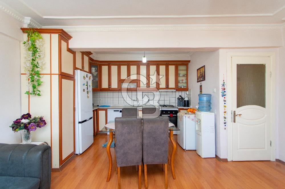 Foça Atatürk Mah. Satılık 2+1 Daire