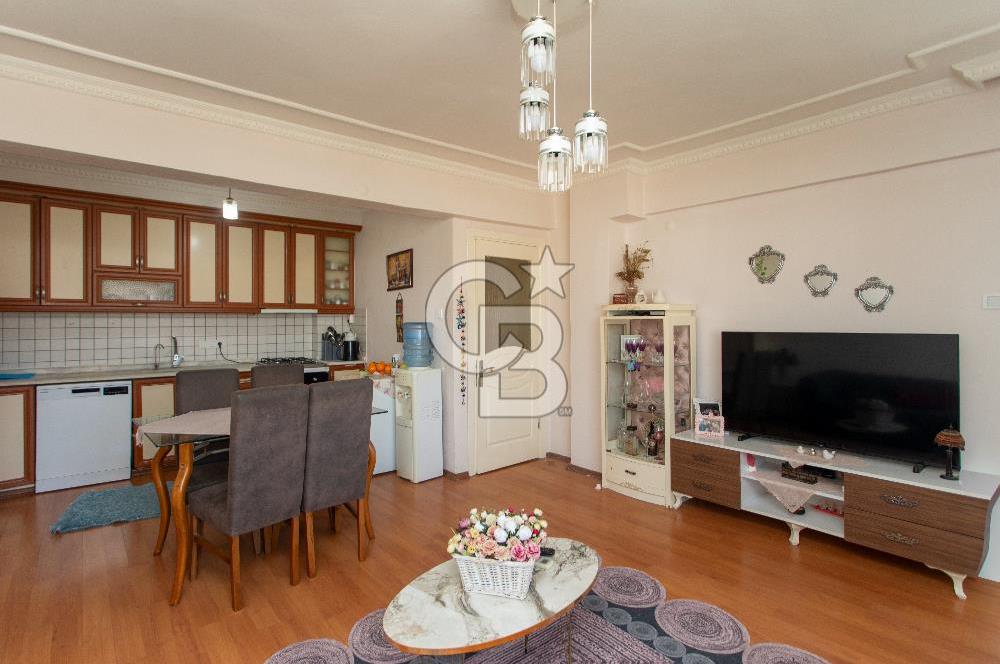 Foça Atatürk Mah. Satılık 2+1 Daire