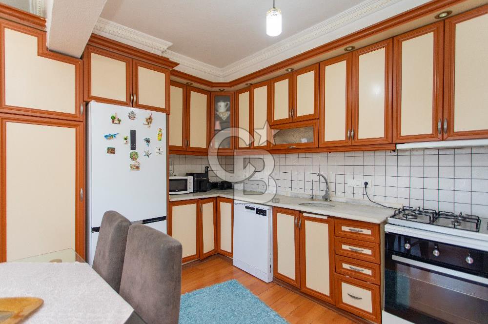 Foça Atatürk Mah. Satılık 2+1 Daire