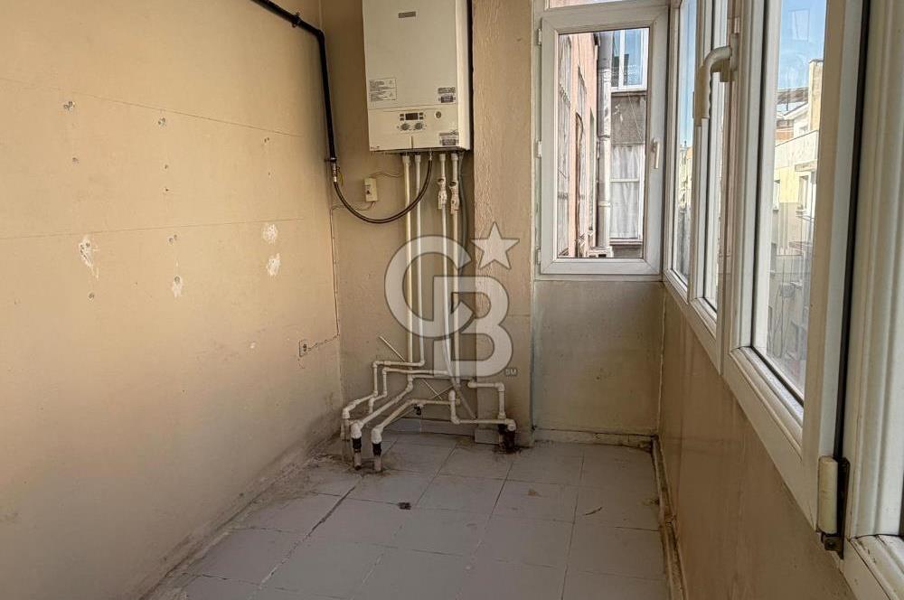 CB SMYRNA'DAN KARŞIYAKA ÇARŞI DA SATILIK 3+1 DAİRE