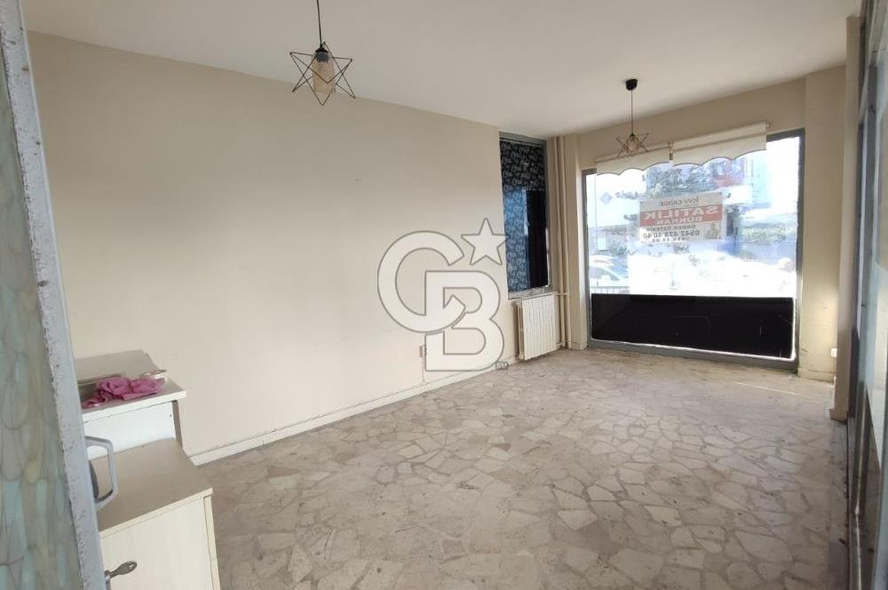 Altıntepede, Eski Bağdat Caddesine Cepheli Satılık Dükkan