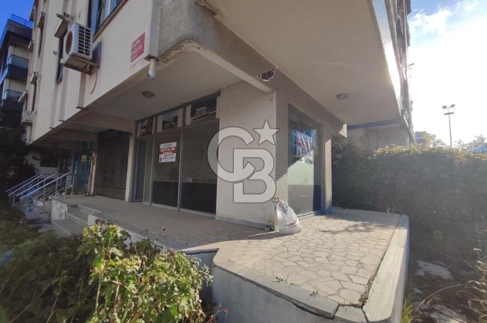 Altıntepede, Eski Bağdat Caddesine Cepheli Satılık Dükkan