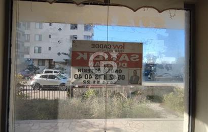 Altıntepede, Eski Bağdat Caddesine Cepheli Satılık Dükkan