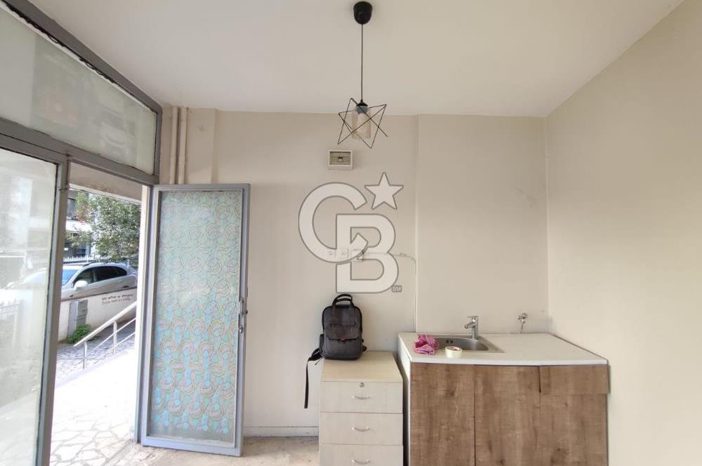 Altıntepede, Eski Bağdat Caddesine Cepheli Satılık Dükkan