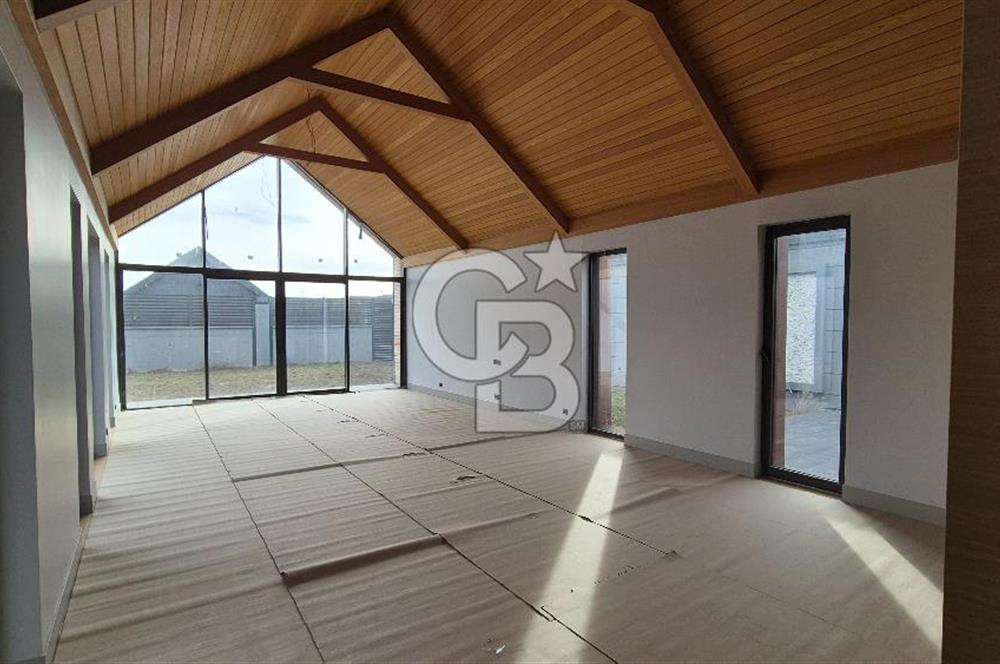 GÖLBAŞI BALLIKPINAR SİTEDE KİRALIK TEK KATLI 5+1 LÜKS VİLLA