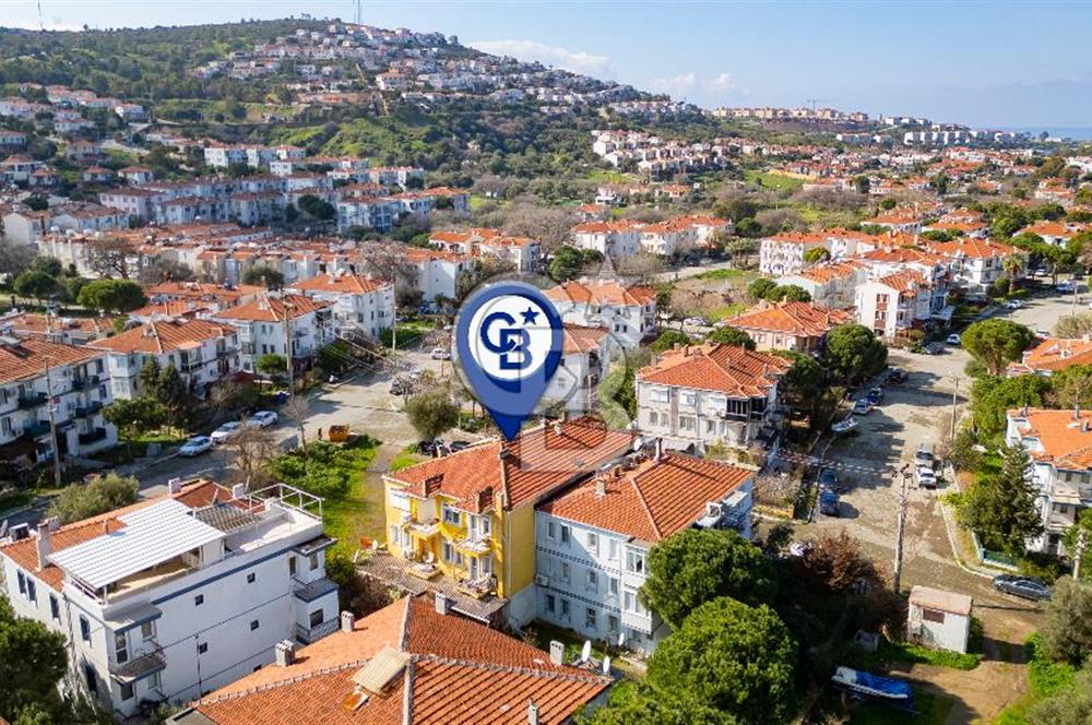 Foça Atatürk Mah. Satılık 2+1 Daire