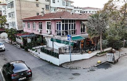 Bostancı Merkezde Köşe Konumlu Satılık Komple Bina