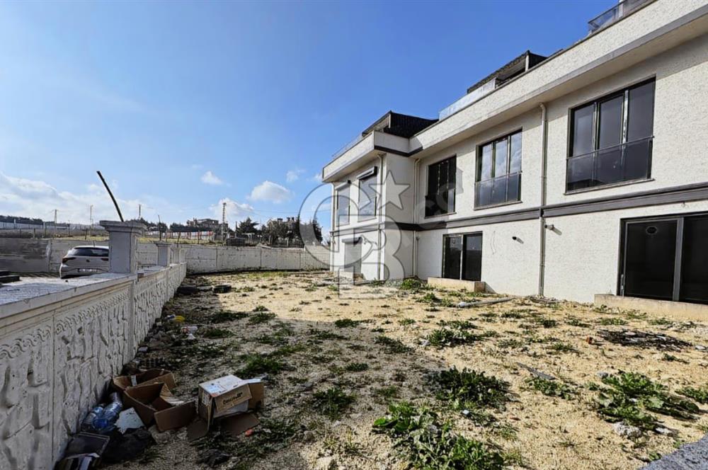 ARNAVUTKÖY PEGASUS VİLLA BÖLGESİNDE SATILIK VİLLA