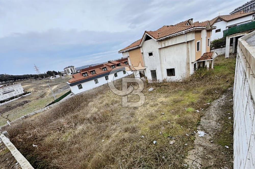 RUHSATI ALINMIŞ VILLA ARSASI