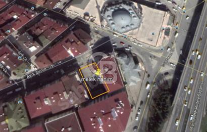 Esenyurt'ta 555 m² Ticari + Konut İmarlı Arsa