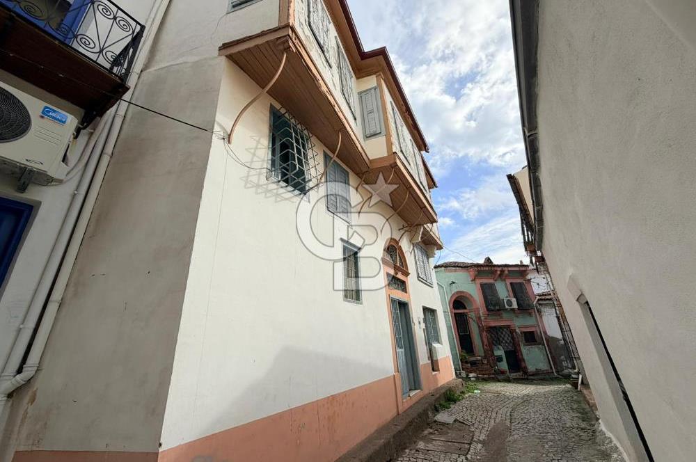 Ayvalık İsmetpaşa Deniz Gören Bahçeli Tarihi Rum Evi