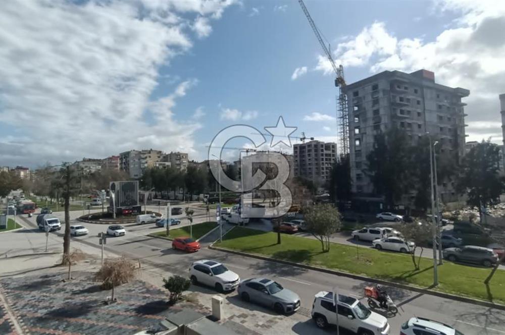 İzmir Bayraklı Manavkuyu Sakarya Caddesi 3+1 Satılık Daire 