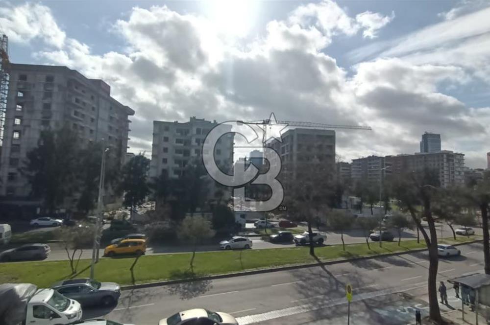 İzmir Bayraklı Manavkuyu Sakarya Caddesi 3+1 Satılık Daire 
