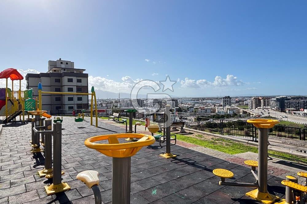 İzmir Çiğli Esentepe Panaromik Manzaralı Kiralık 3+1 CB PH