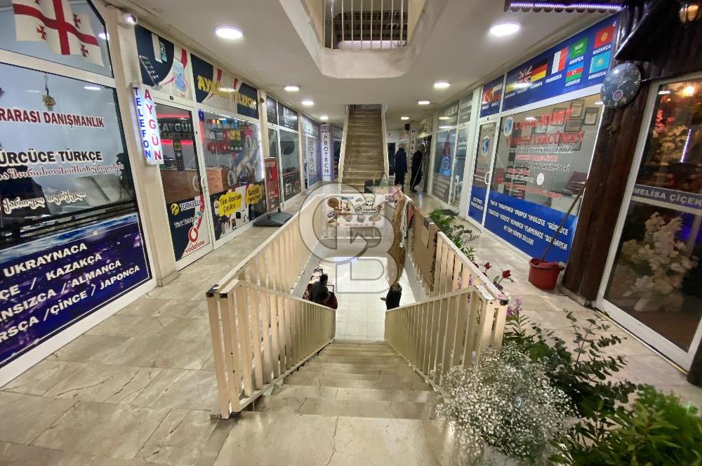 TRABZON MEYDAN'DA PRESTİJLİ KONUMDA SATILIK KİŞİSEL OFİS/İŞ YERİ