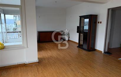 Fırsat Baltalimanı Satılık Deniz manzaralı Arakat bahçeli daire