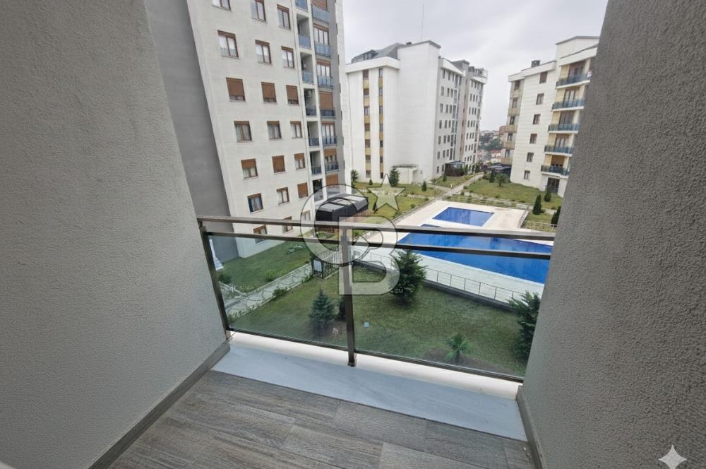 ESENKENT MARMARADA EVLERİNDE SATILIK 3+1 DAİRE